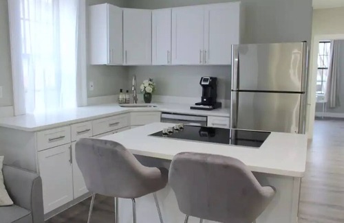 Downtown Albany Apartamento | WOW ★ Bright Apt ★ PRIME downtown Walk Everywhere