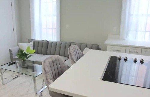 Downtown Albany Apartamento | WOW ★ Bright Apt ★ PRIME downtown Walk Everywhere