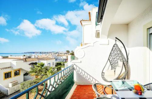 Meia Praia Apartamento | WOW Front Beach View, 150 m to Beach, WIFI