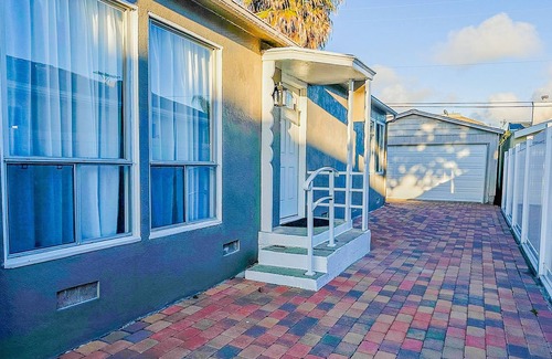Lantern District Cabaña | Encantadora y muy cómoda cabaña en Málaga Dr. En Dana Point