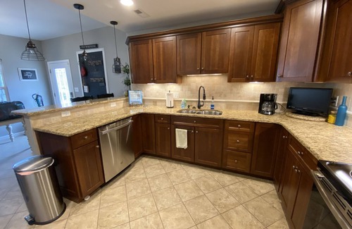 Gravois Mills Casa | * ¡Guau, lujo 5BR, 4BA Edgewater Escape con bañera de hidromasaje!
