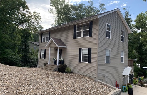 Gravois Mills Casa | * ¡Guau, lujo 5BR, 4BA Edgewater Escape con bañera de hidromasaje!