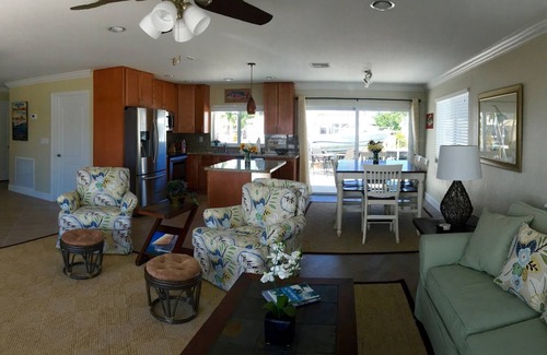 Marathon Casa | ¡GUAUU! PISCINA PRIVADA, FRENTE AL OCÉANO y DOCK Casa hermana al lado VRBO # 1034656