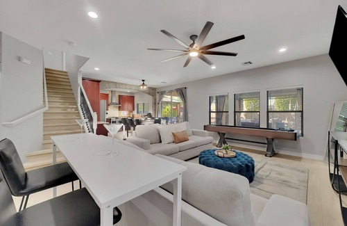 Villages At Queen Creek Casa | WOW! Queen Creek Heated Pool Home Sleeps 10. 3 King Rooms.