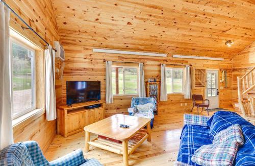 Deadwood Casa | Wraparound Deck and BBQ Pet-Friendly Deadwood Cabin