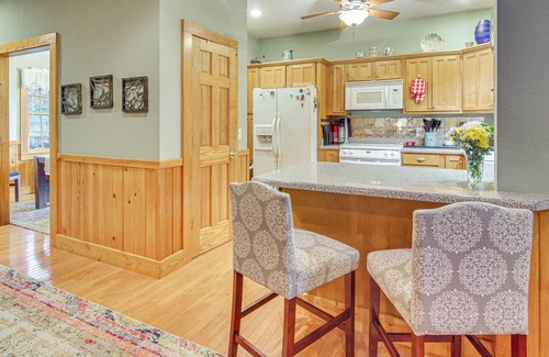 Bakersville Casa | Wraparound Porch w/ Views: Blue Ridge Mtn Gem!