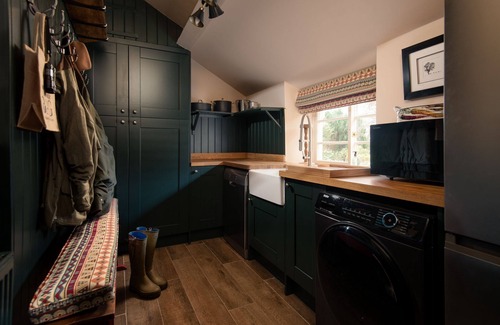 Nunnington Casa | Wrays Cottage - sleeping 8 guests in 4 bedrooms