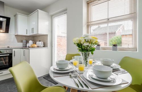 Wrea Green Casa | Wrea Cottage, 2 Bedrooms WiFi & Parking near Ribby Hall