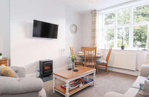 Cark Cabaña | WREN COTTAGE AT HOLKER, pet friendly in Cark In Cartmel