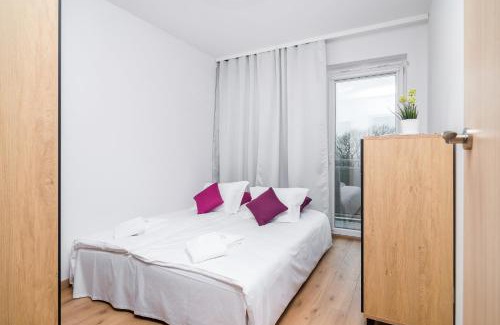 Krzyki Apartamento | Wrocław Rose Apartments by Noclegi Renters