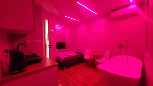 Checiny Apartamento | Wrzosowe Wzgórze 5 - Mały Apartament z Wanną