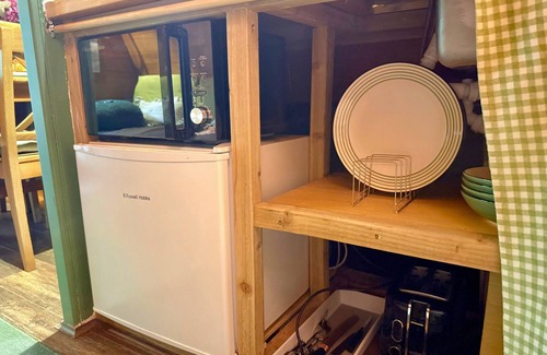 West Stow Casa | Wulfrun Pod - in a calm woodland setting- ready for glamping?