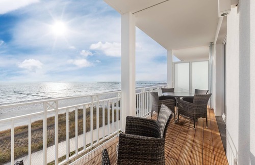 Grossenbrode Apartamento | Wunderschön Gelegenes Apartment Direkt am Strand mit Balkon und Tollem Meerblick