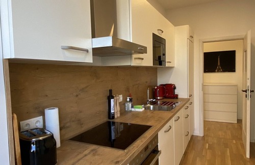 Zentrum-Nordwest Apartamento | Wunderschöne Ferienwohnung mit Balkon in der von Stadion und Arena