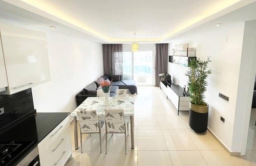 Alanya Apartamento | Wunderschöne, Top ausgestattete 2 Zimmer Wohnung in Super Lage