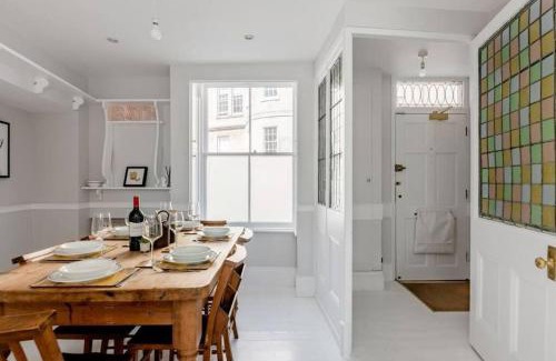 Upper Town Casa | Wyatt House - Central Bath