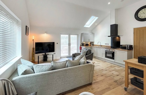 Ainstable Cabaña | Wyn Shiels Hide Away