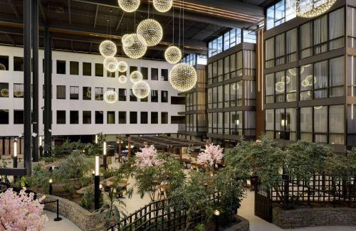 Southside Hotel | Wyndham Edmonton Hotel and Conference Centre