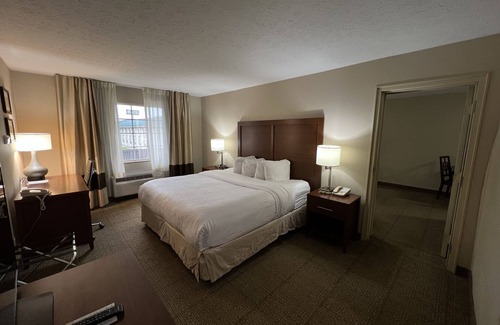 Cross Lanes Hotel | Wyndham Garden Cross Lanes Charleston