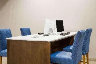 Raisin Hotel | Wyndham Garden Fresno Yosemite Airport