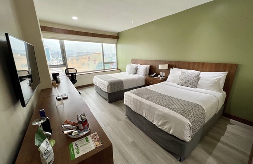 Simón Bolívar Hotel | Wyndham Garden Guayaquil