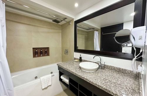 La Carolina Hotel | Wyndham Garden Quito