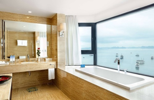 Bai Chay Hotel | Wyndham Legend Halong Hotel