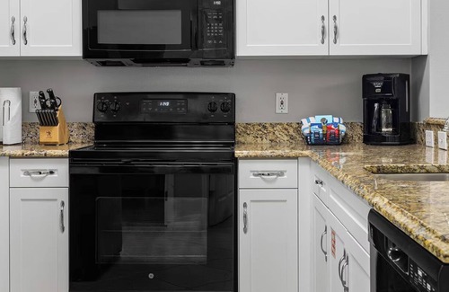 Miramar Beach Apartamento | 2BR/2BA Miramar Beach Getaway - 4 Beds