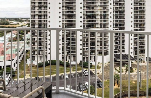 Miramar Beach Apartamento | 2BR/2BA Miramar Beach Getaway - 4 Beds