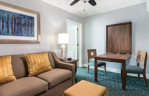Cherry Grove Beach Complejo | 🌴Wyndham Towers on the Grove✨ Experience Paradise in a 2BR Villa - Sleeps 8!