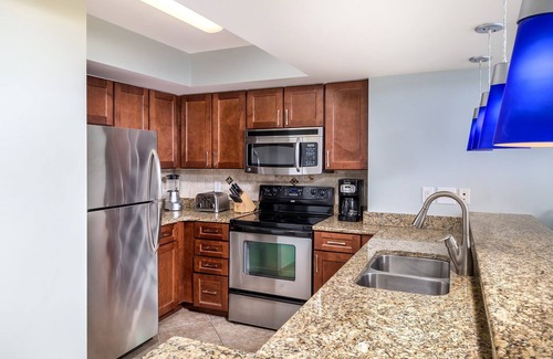Ash Condominio | Wyndham Towers on the Grove | Six 2BR/2BA Suites