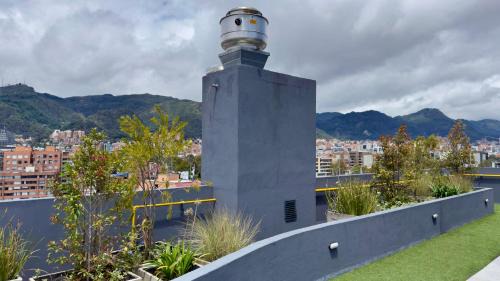 Barrios Unidos Apartamento | Wynwood House Stylish Loft in El Polo Modern & Central Stay