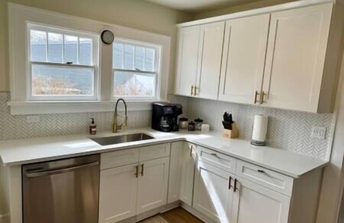 Casper Casa | Wyoming Freedom - Centrally Located Mid-Century Charmer