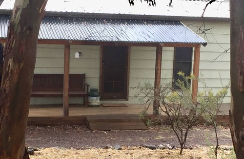 Lue Otro | 'WYUNA' Lue farm stay with a view ......