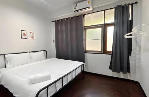 San Chao Pho Suea Apartamento | X เบา ศาลเจ้าพ่อเสือ - เสาชิงช้า BAO San Chao Pho Suea
