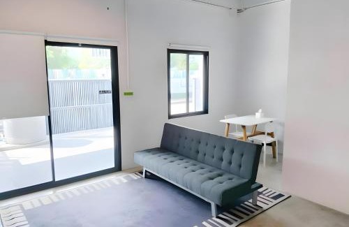 Ploenchit Apartamento | X Yellow Place Sukhumvit Soi 2 -เยลโล เพลส สุขุมวิทซอย 2