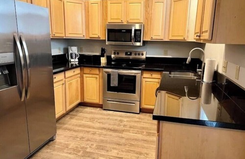 Avondale Condominio | Xavier Place 5 - 3BR Hospital’s & Zoo