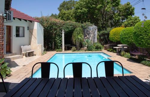 Garsfontein Casa | Xaviera Guest House
