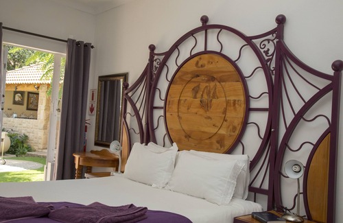 Garsfontein Casa | Xaviera Guest House