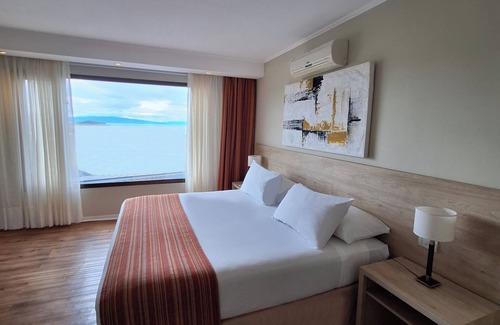 Macrozona Bahía Redonda y Primeros Faldeos Hotel | Xelena Hotel & Suites
