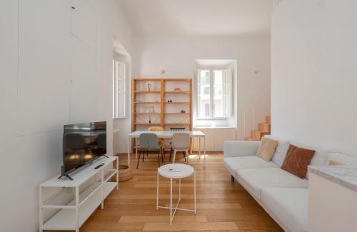 Porta Tenaglia Apartamento | Xenia Apartments - Attic studio apartment in Chinatown