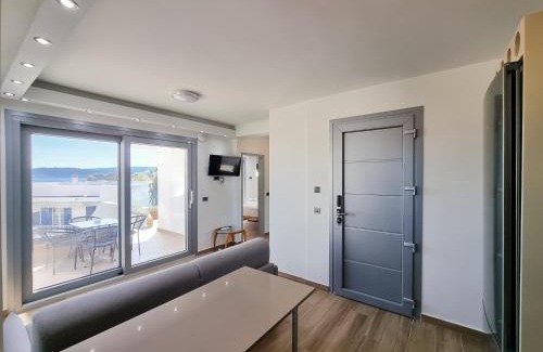 Paralia Agias Fotinis Apartamento | XENIA LUXURY APARTMENTS CHIOS