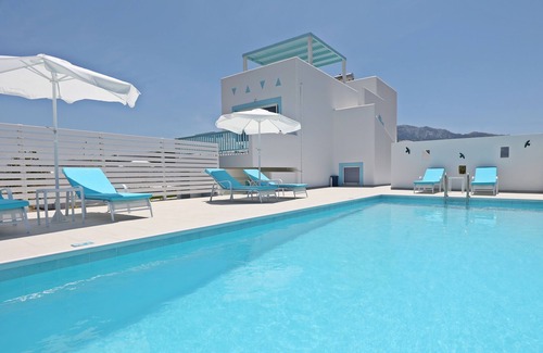 Zipari Villa | Xenos Villa 7 con piscina privada cerca del mar