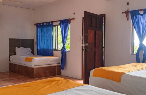 Centro Hotel | XO Frente Laguna Bacalar -Gratis Kayyaks