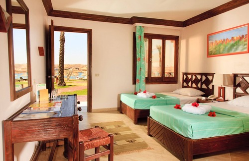 Ras Umm Sid Hotel | Xperience Golden Sandy Beach