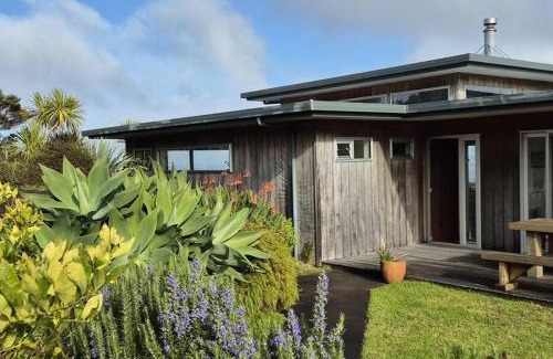 Great Barrier Island Apartamento | XSPOT Cliff House apartment, secluded 4WD location