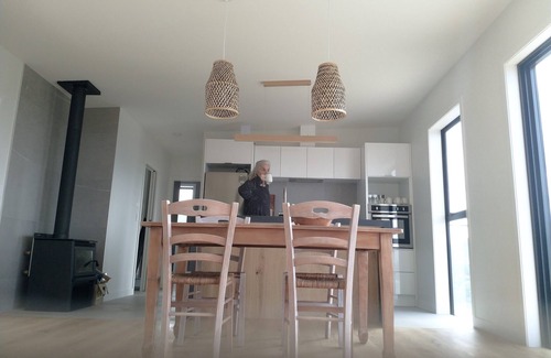 Tryphena Casa | XSPOT Medlands - new 2 bed 2 bath pad - ocean views - 5 min. stroll to the beach