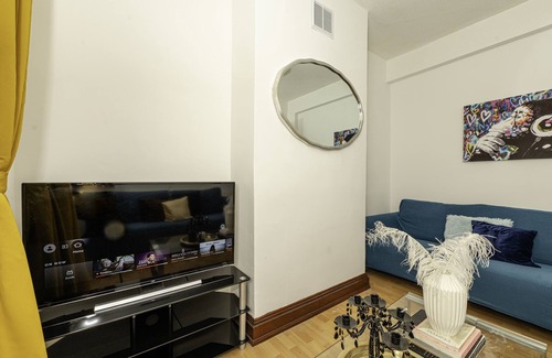 Glyndon Casa | Xtra Large 4BR House, Nrtrain, Excel, London City