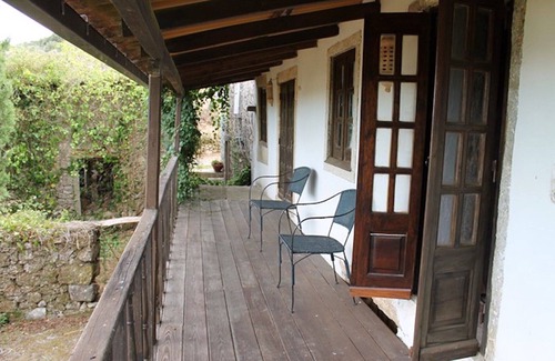 Ansiao Cabaña | XVIIIc. Casa rural en pueblo en la colina / Casa da Aldeia del siglo XVIII, serra.