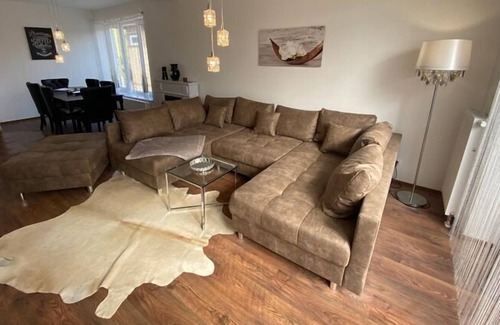 Kropeliner-Tor-Vorstadt Casa | XXL holiday home in the Hanseatic city of Rostock